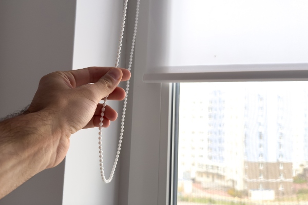 Cómo funciona el sistema de cortinas roller